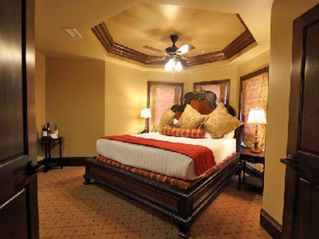 The Springs Resort & Spa Pagosa Springs Room photo